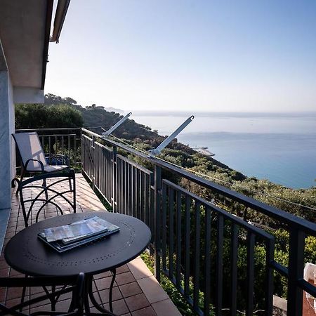La Casa Del Maestro Attico Apartment ปิชอตตา ภายนอก รูปภาพ