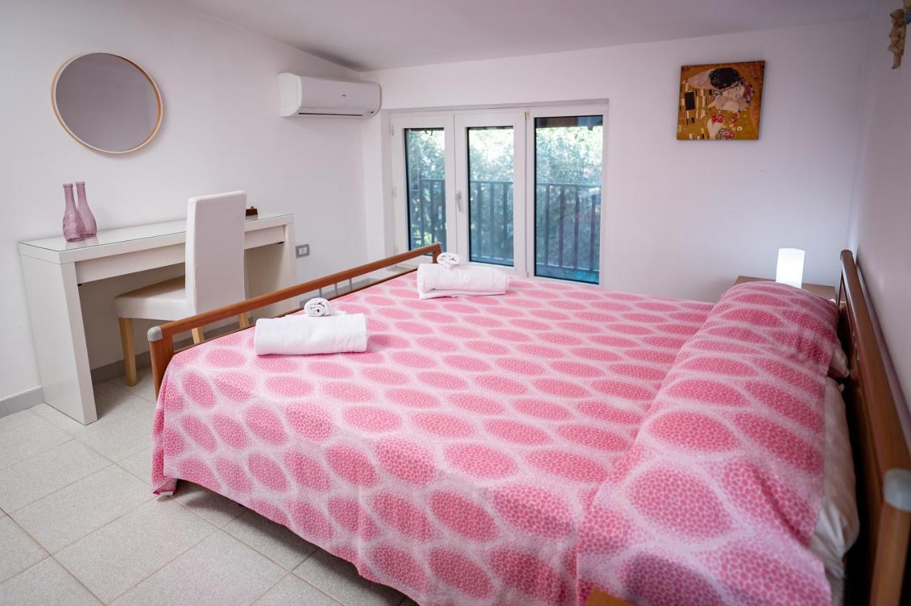 La Casa Del Maestro Attico Apartment ปิชอตตา ภายนอก รูปภาพ